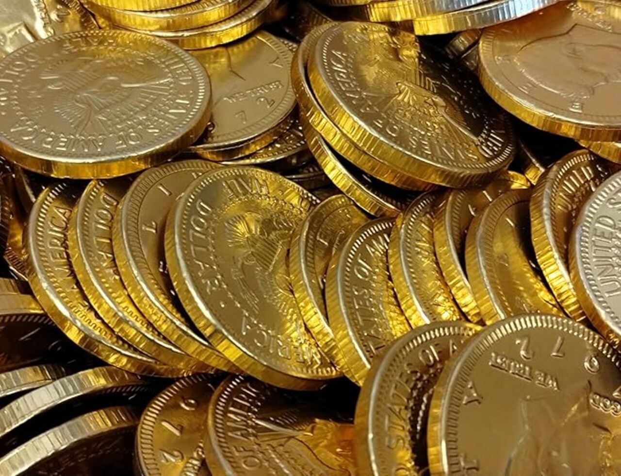 Milk Chocolate Coins - 100 count Individually Wrapped in Gold Foil Half Dollar Size Coins